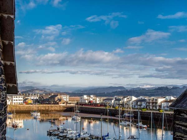 The Captain'S Penthouse Porthmadog Εξωτερικό φωτογραφία